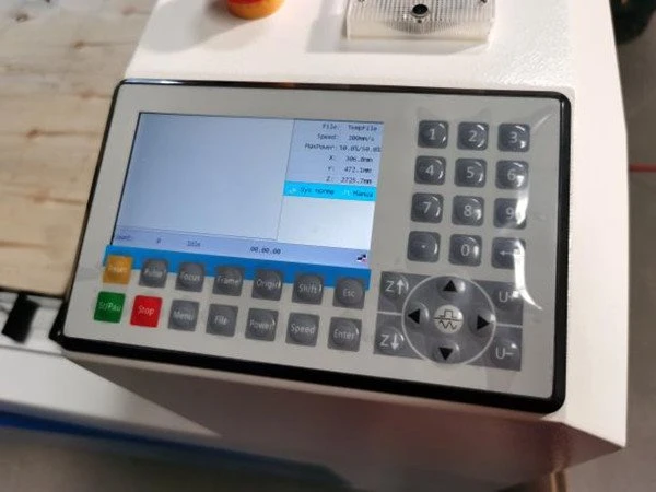 229_.jpg